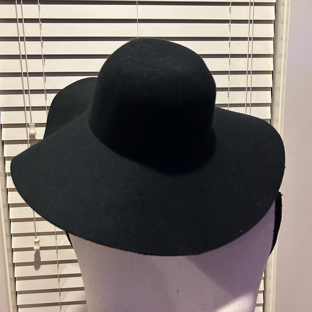 Black and Purple Celestial Wide Brim Floppy Hat NWT - Picture 3 of 7